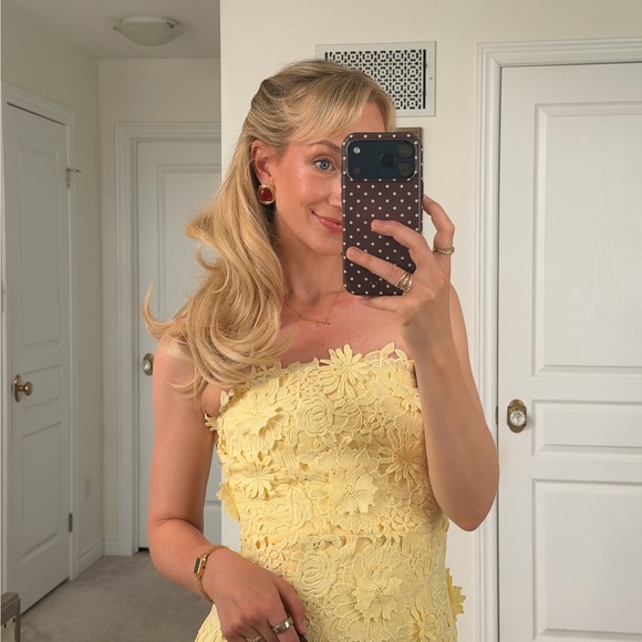 belowtheblonde